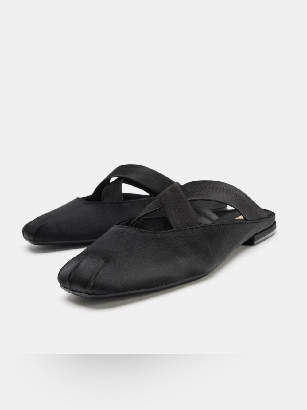 ZARA CRISS-CROSS ELASTIC STRAP
SLINGBACK FLATS NWT
Size : 8 * Color: BLACK